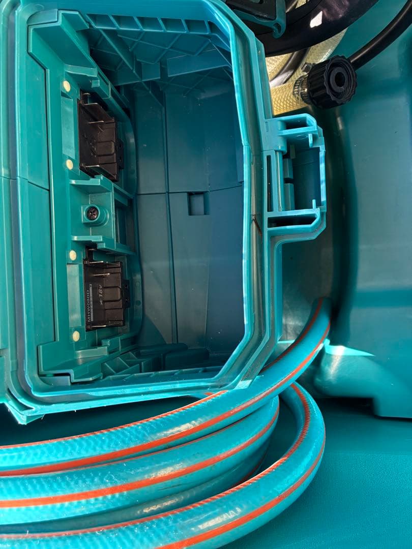 マキタ MHW080DZ 充電式高圧洗浄機