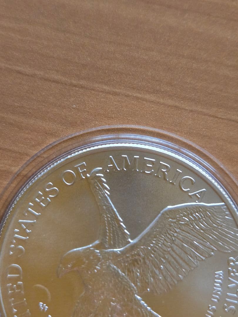 アメリカ　イーグル 銀貨　１オンス 2022年　1ドル