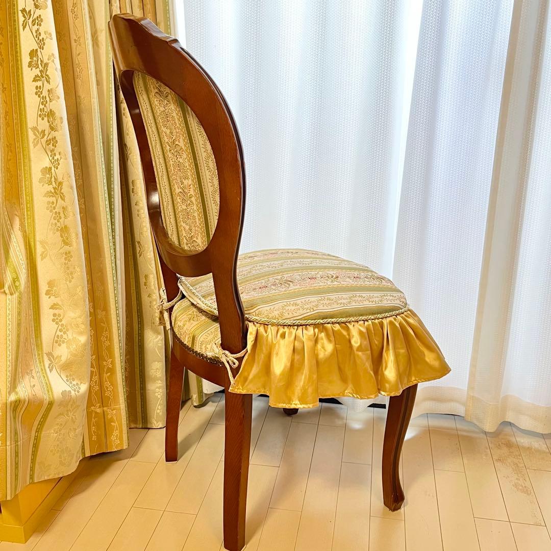 イタリア家具　椅子② ダイニングチェア　クッション付き