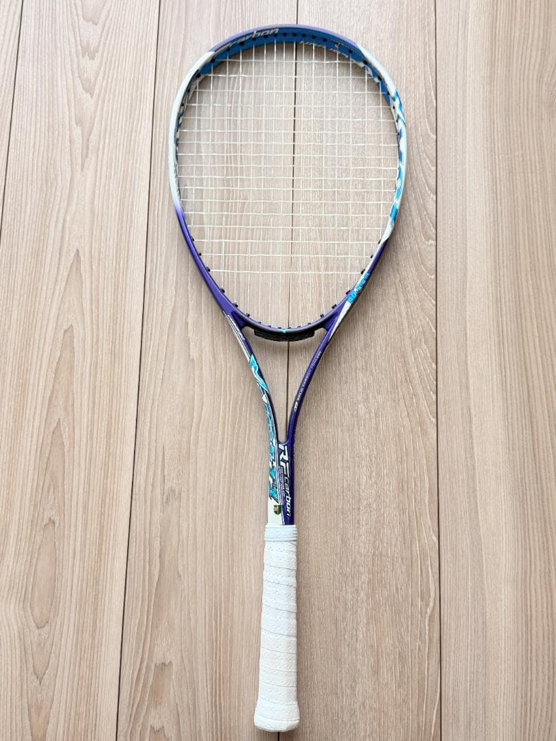 M*e様 ソフトテニス ラケット3本+ラケットバッグ+ボール12個+グリップテー