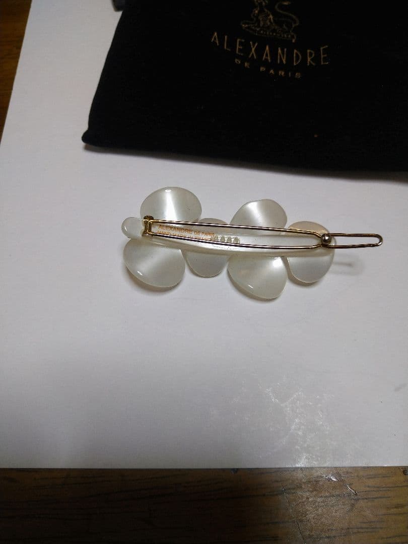 本日のみ値下げアレクサンドルドゥパリ フラワーモチーフピンの通販は