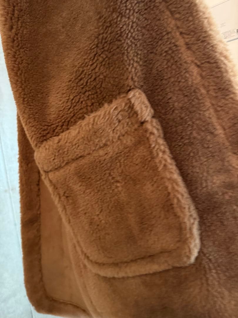 美品【HAUNT BOA STOLE 】キャメル