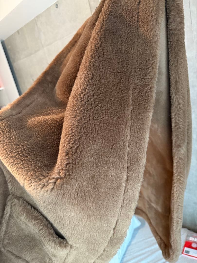 美品【HAUNT BOA STOLE 】キャメル