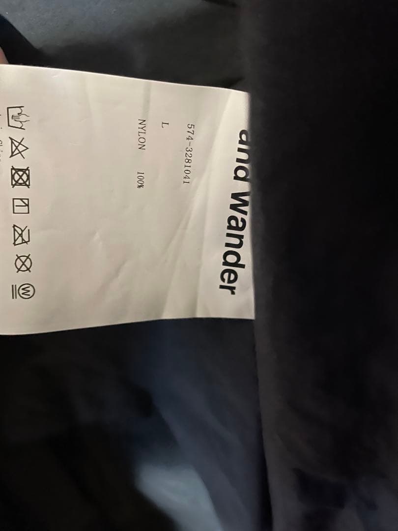 【タグ付き・2024年完売品】アンドワンダー 薄手 ステンカラーコート 黒 L