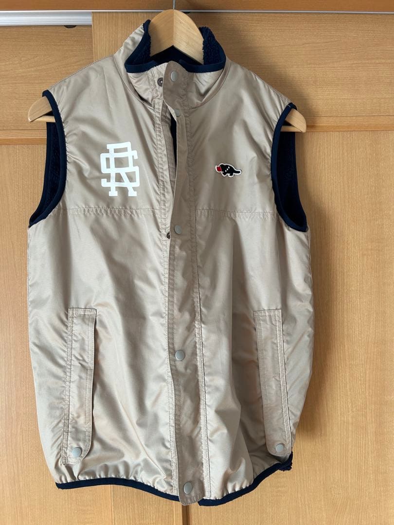 歌*ル様 ラフアンドスウェル　リバーシブル ベスト