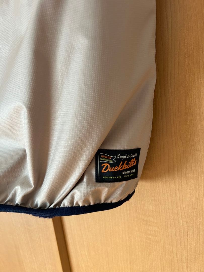 歌*ル様 ラフアンドスウェル　リバーシブル ベスト