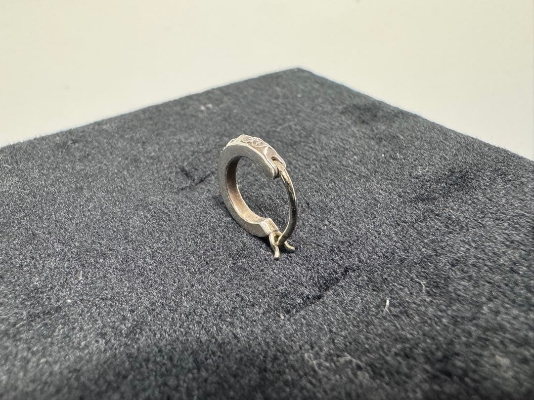 【正規品】 クロムハーツ タイニーTFPパンクフープピアス シルバー925