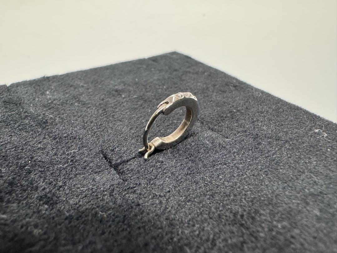 【正規品】 クロムハーツ タイニーTFPパンクフープピアス シルバー925