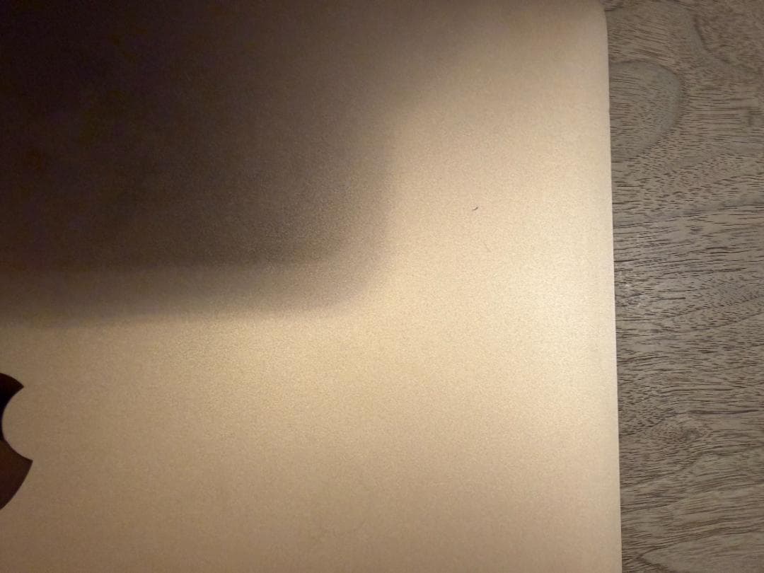 MacBook Air M1 ゴールド 8GB/256GB（傷をご確認下さい）