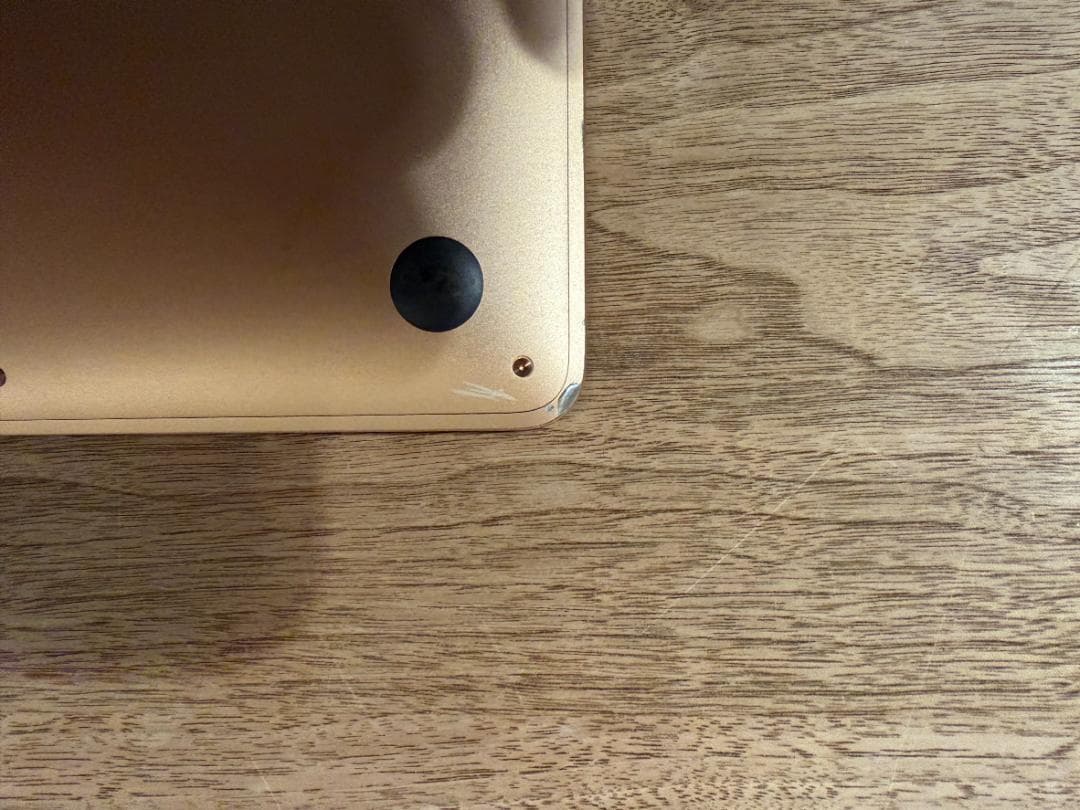 MacBook Air M1 ゴールド 8GB/256GB（傷をご確認下さい）