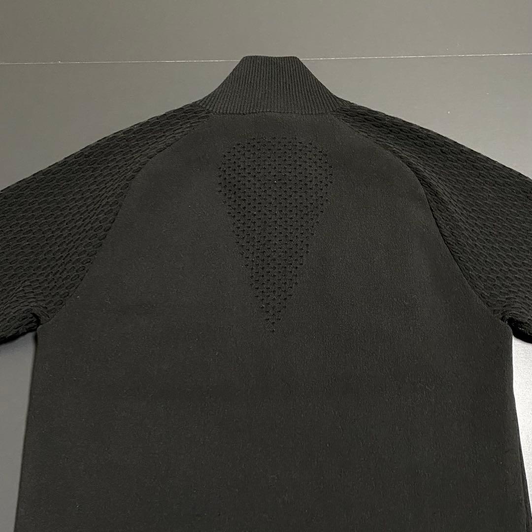 k*i様 極美品 DESCENTE GOLF スマートパディング ニットジャケッ