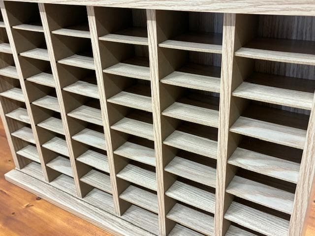 ミニカー　収納　棚　趣味　コレクションボード　小　トミカ　新品