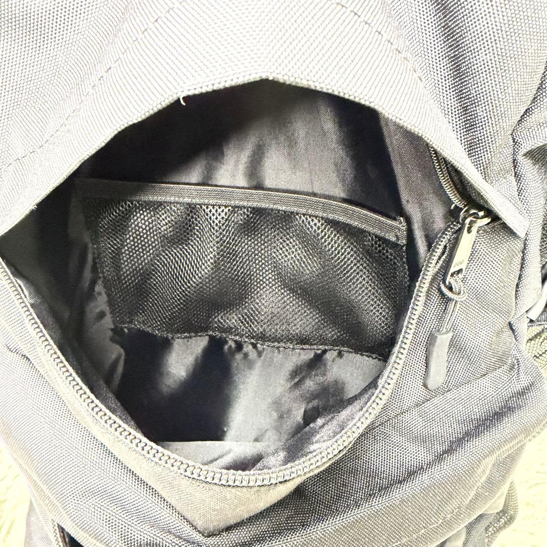 未使用級 アフタヌーンティーリビング 無重力ファンクッションリュック ブラック