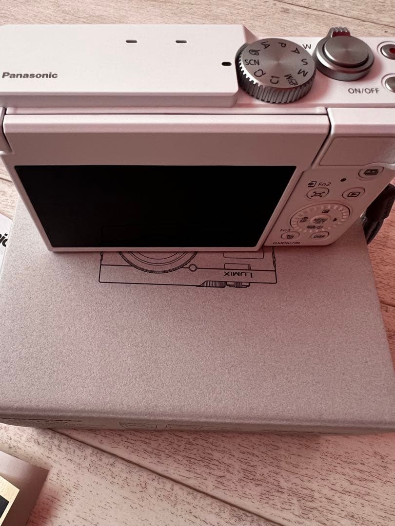 Panasonic LUMIX TZ99 ホワイト 本体