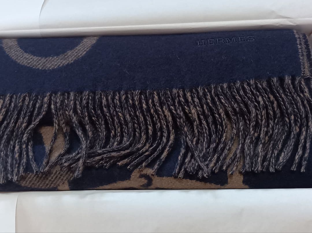 エルメス　2025AW　カシミヤマフラー《エニー・モール》