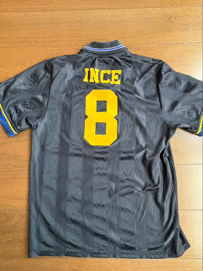 マンチェスターユナイテッド 93～95 umbro No.8 paul ince
