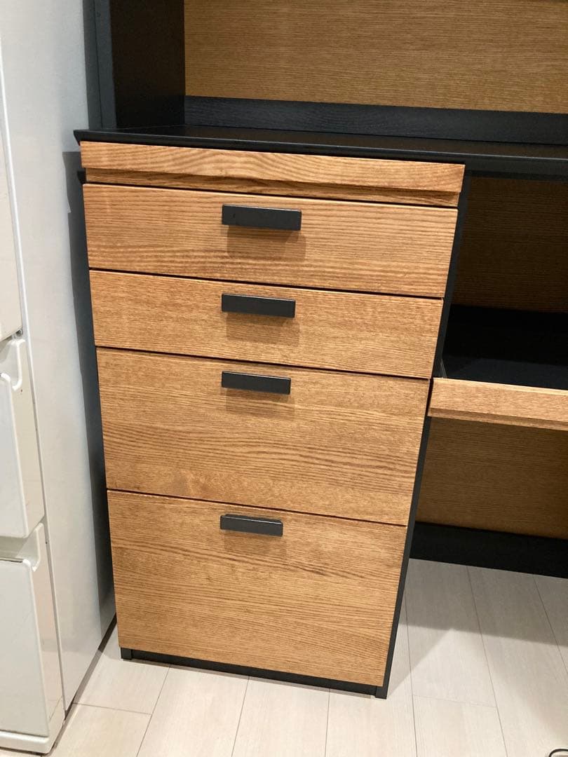 【送料込み!】モモナチュラル　CUPBOAD HOLM 980 BK 食器棚