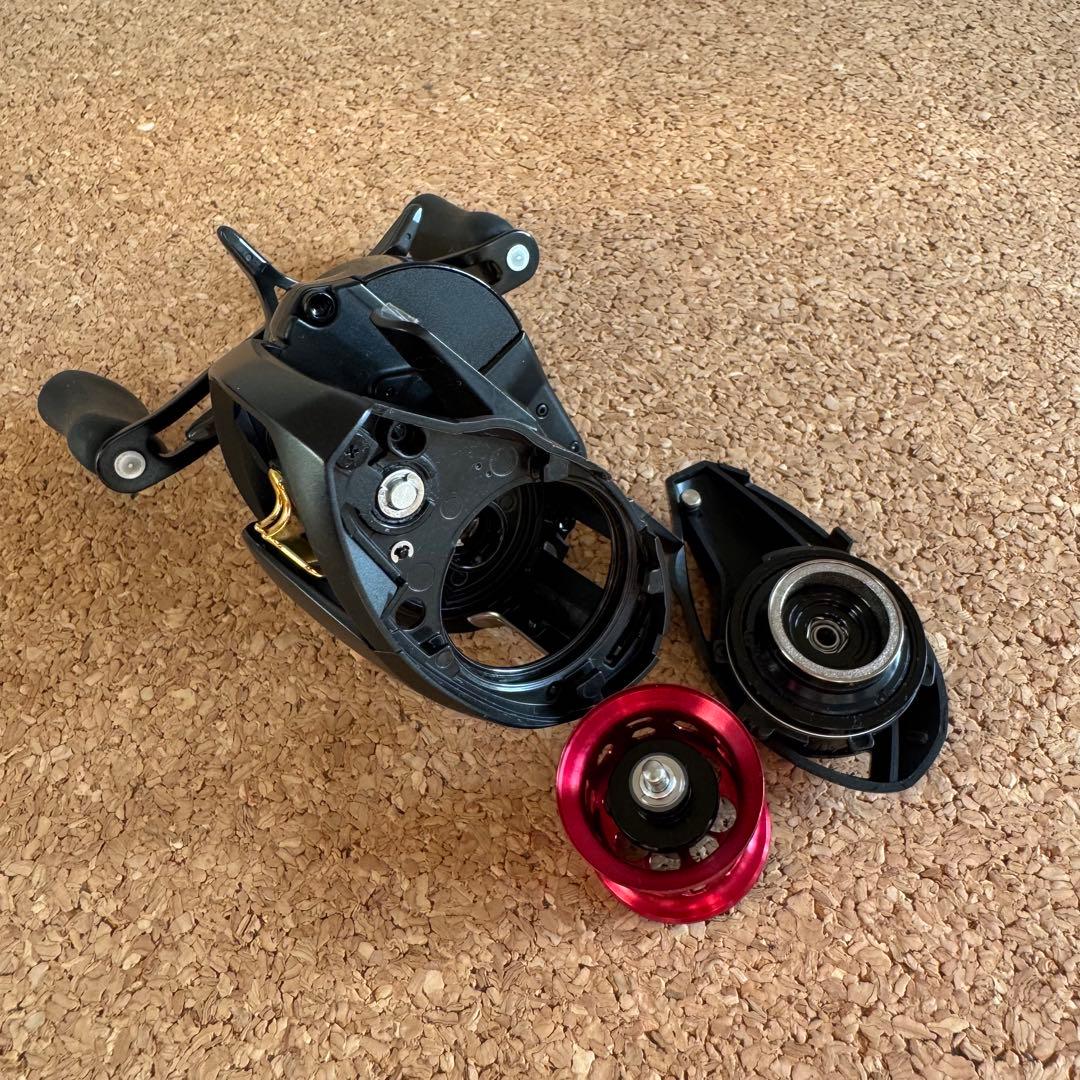 【美品】ダイワ 23SS AIR TW 8.5L 匠ベアリング改