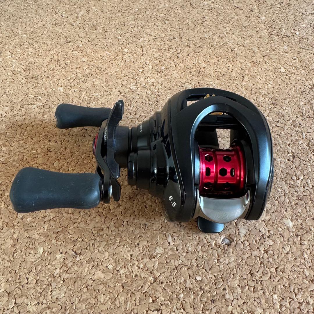 【美品】ダイワ 23SS AIR TW 8.5L 匠ベアリング改