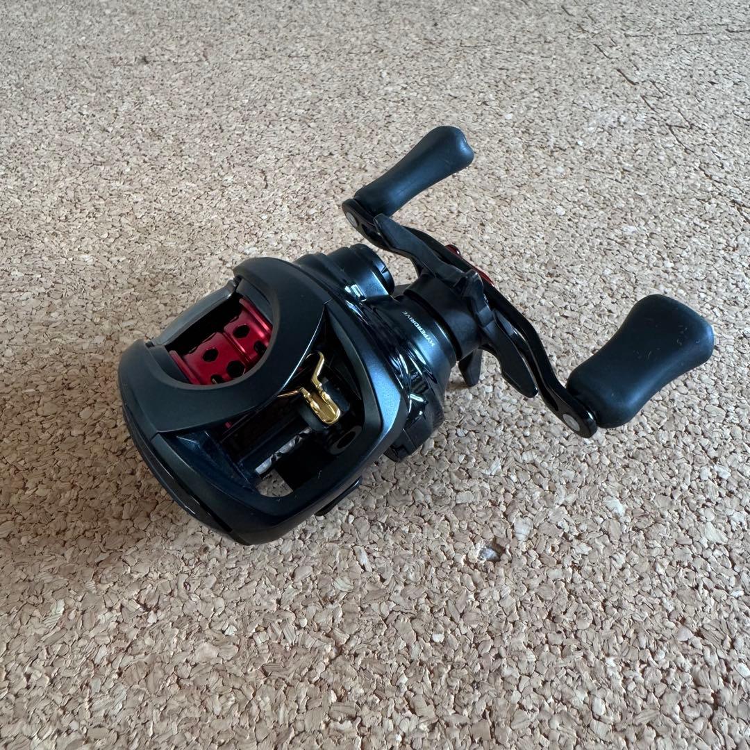 【美品】ダイワ 23SS AIR TW 8.5L 匠ベアリング改