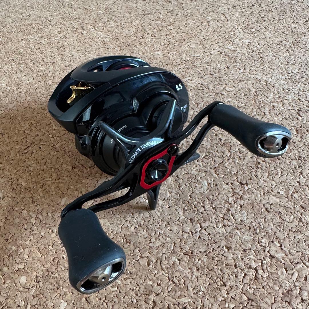 【美品】ダイワ 23SS AIR TW 8.5L 匠ベアリング改
