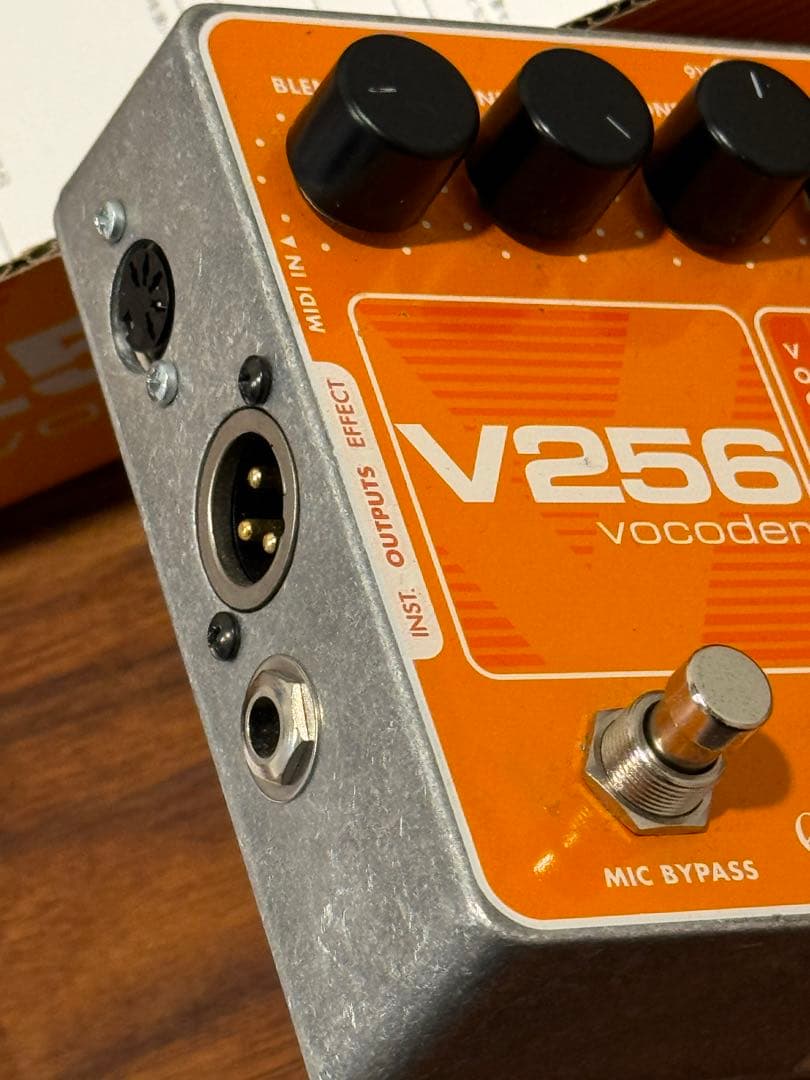 Electro-Harmonix V256 Vocoder