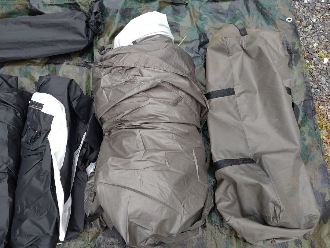 ワークマン　耐久撥水３ルームシェルター