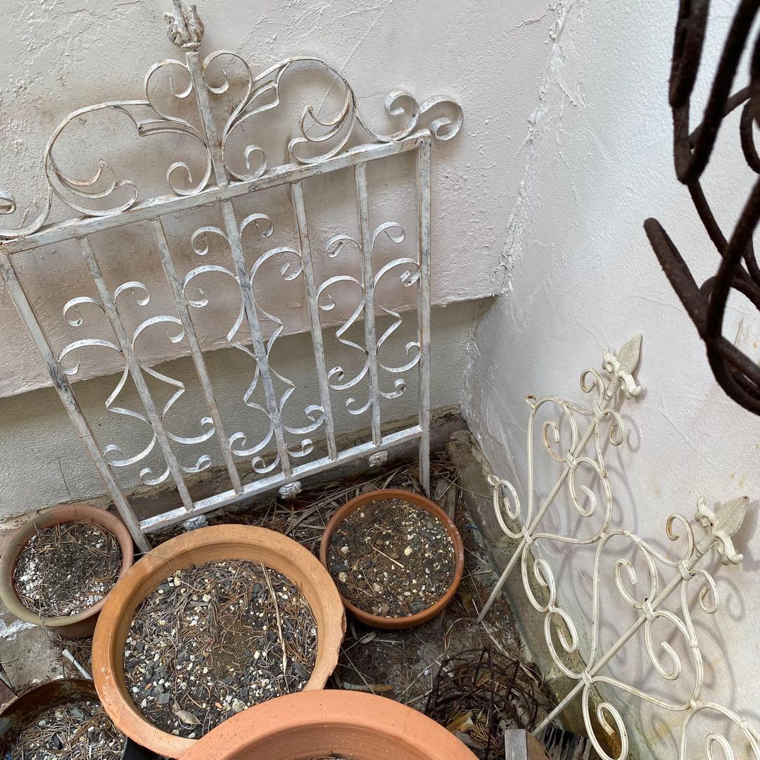 アンティーク　アイアンフェンス ガーデンフェンス 白 シャビーシック