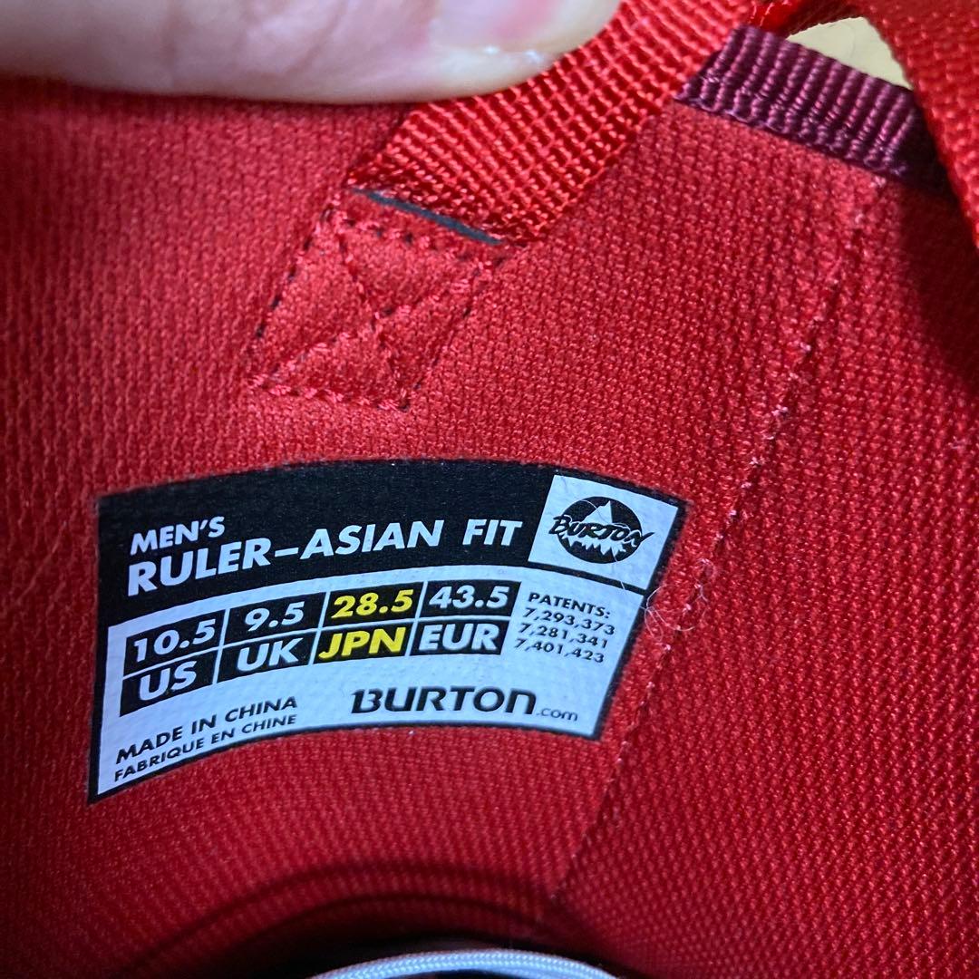 Burton スノーボードブーツ 赤