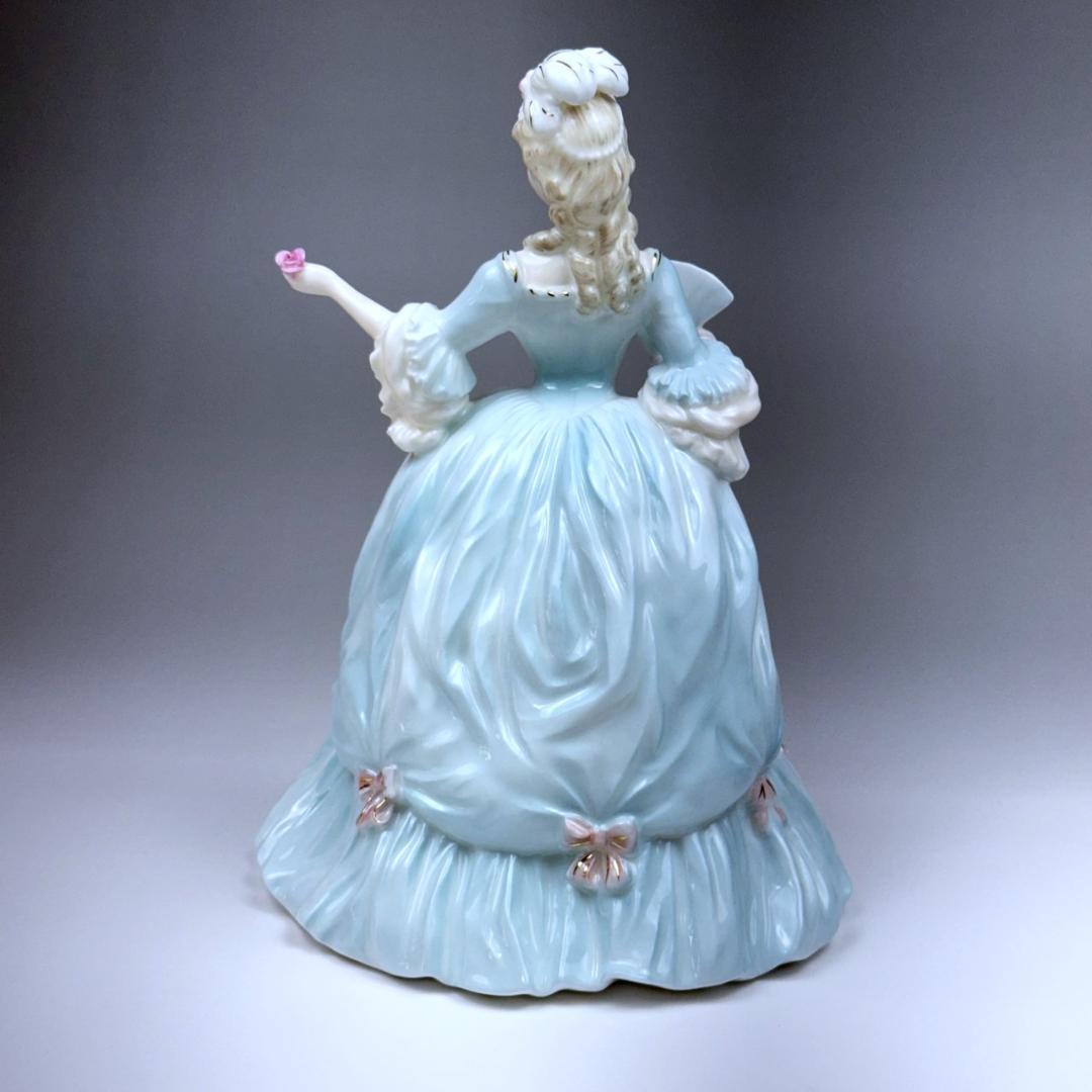 コールポート Coalport マリー・アントワネット フィギュリン 置物