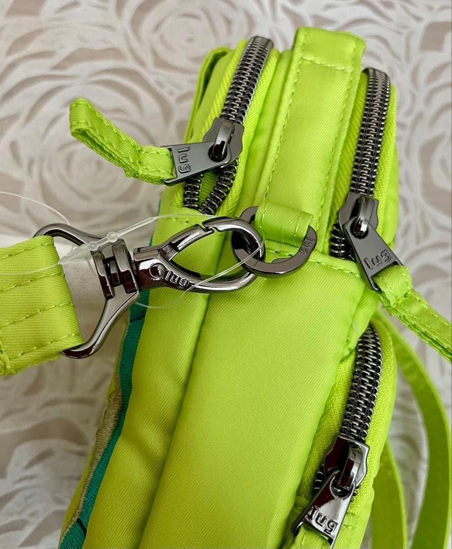 【新品未使用】ハワイ限定 アウラニ オルメル ポシェット AULANI