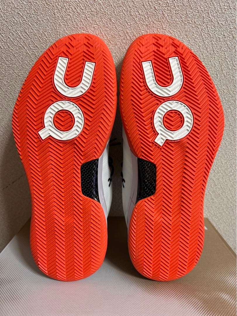 onテニスシューズ