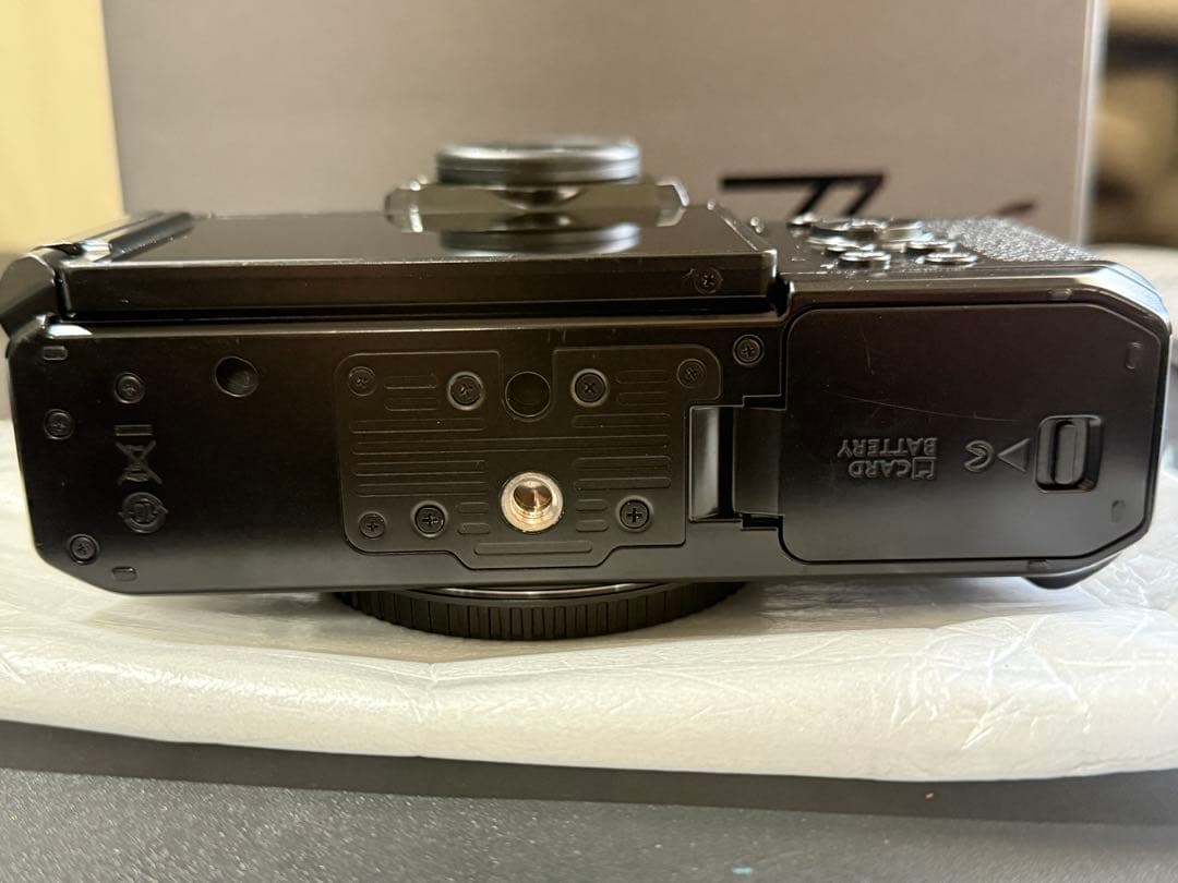 【ジャンク】Nikon Zf ミラーレスカメラ 本体