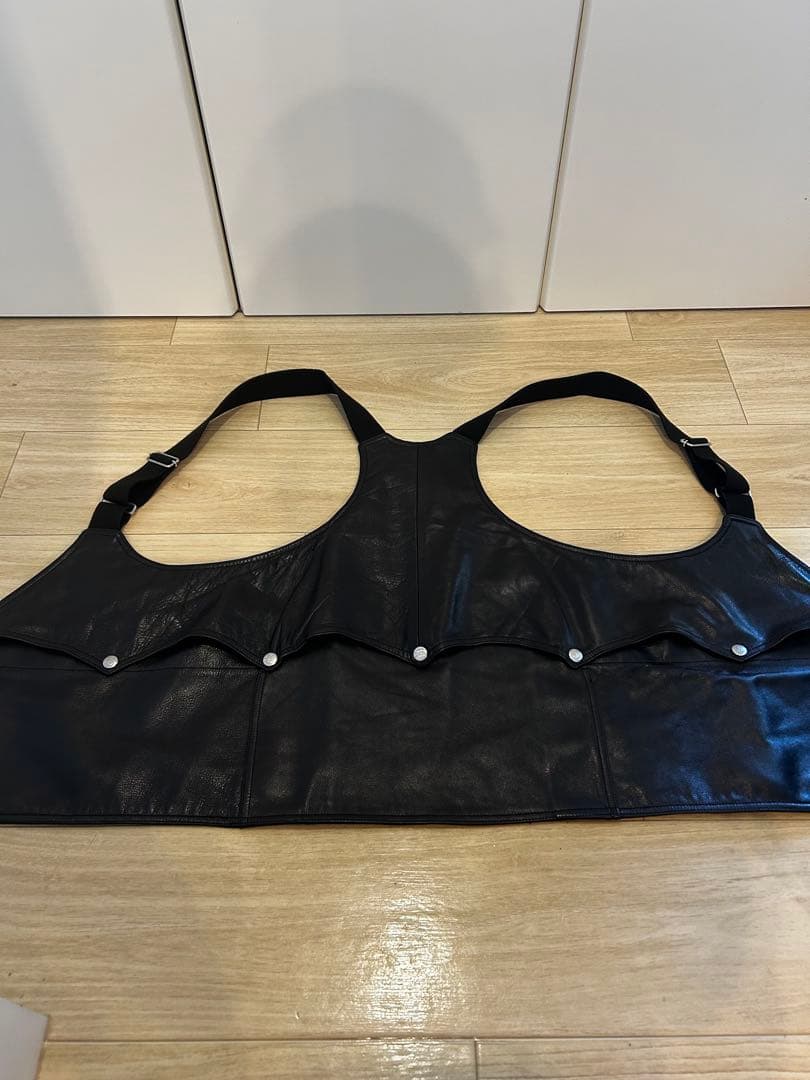 タトゥースタジオヤマダ レザーベスト - メルカリ