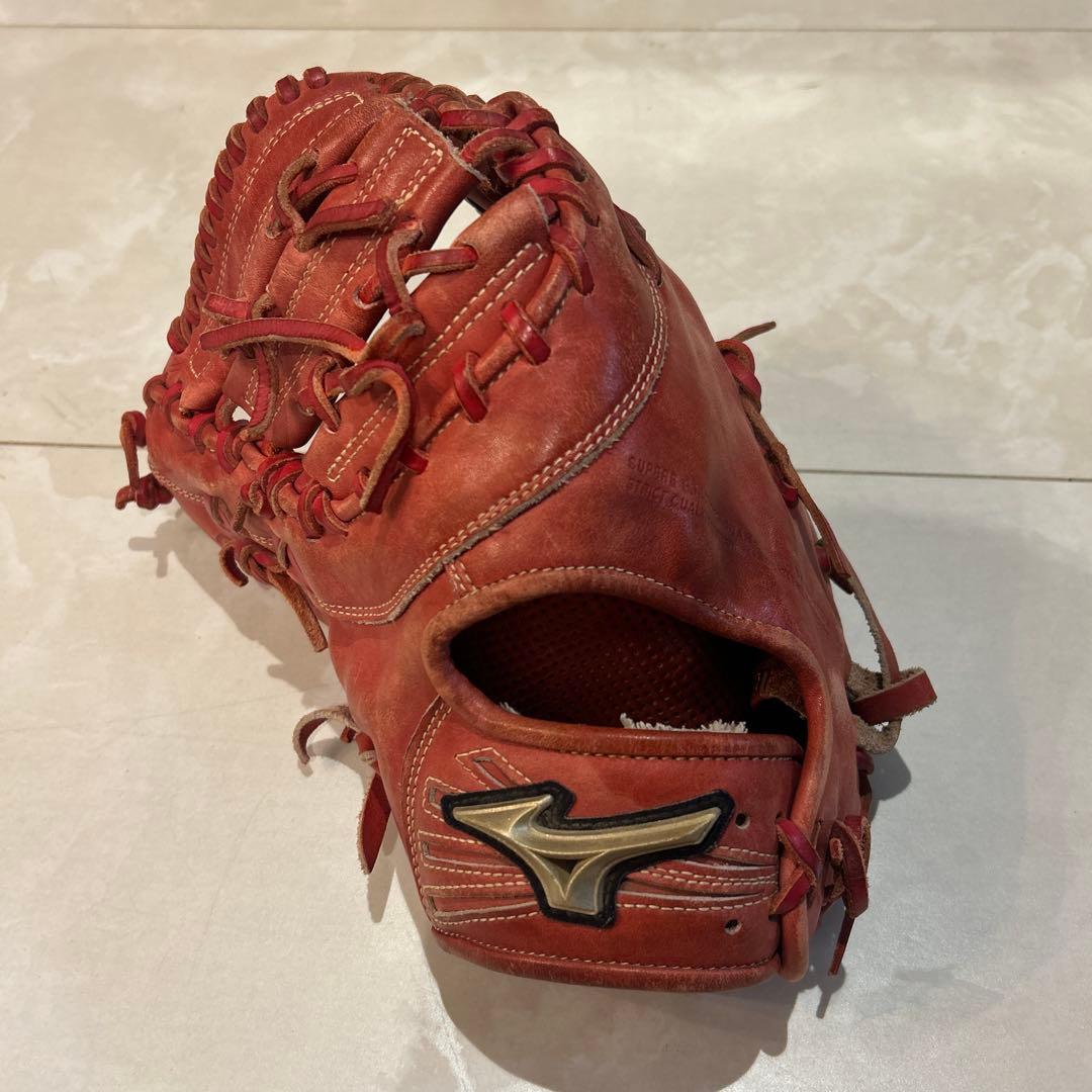 【ミズノ】Mizuno 赤 軟式グローブ　ファーストミット左投げ