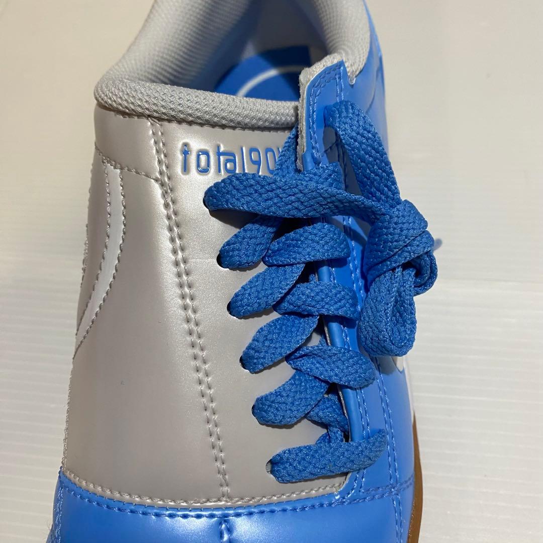 【未使用】NIKE TOTAL 90　海外購入　最新カラーモデル　26.5cm