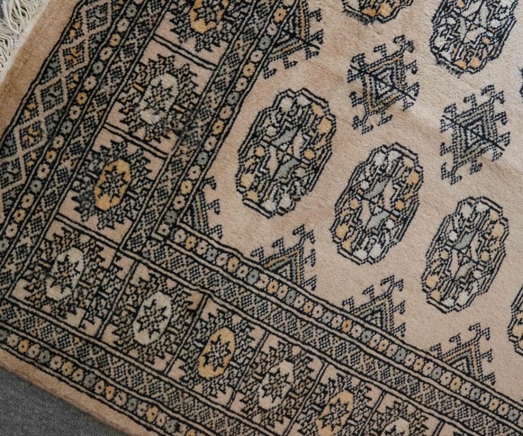 155×94cm パキスタン手織り絨毯 トライバルラグ. ペルシャ絨毯