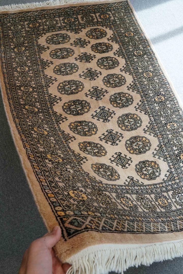 155×94cm パキスタン手織り絨毯 トライバルラグ. ペルシャ絨毯