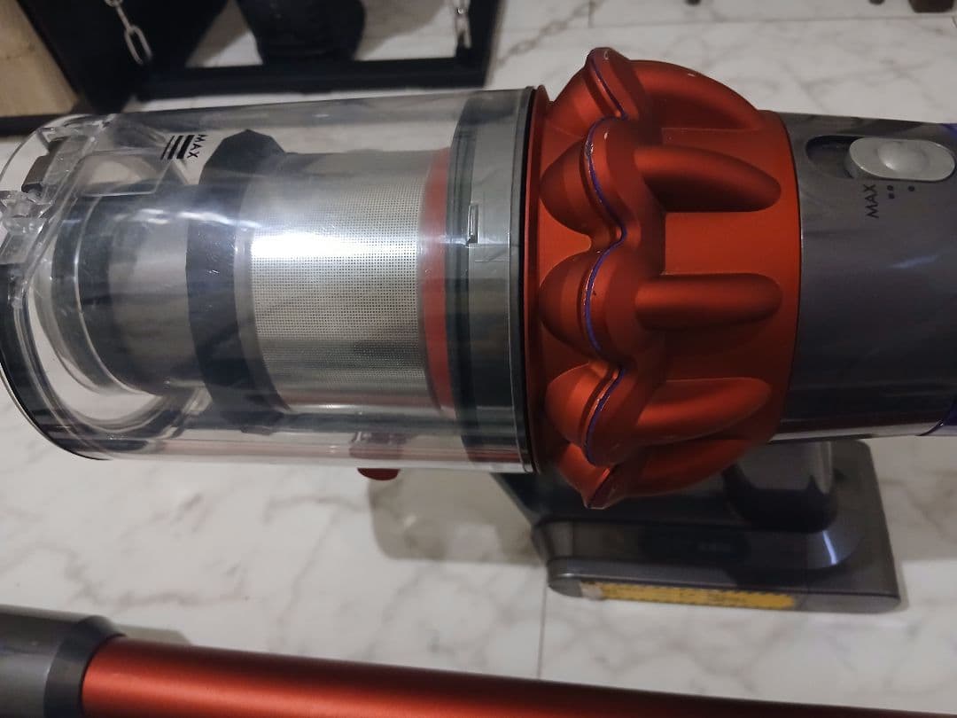 き*7様 Dyson V10 SV12 レッド 動作確認済 付属品多数