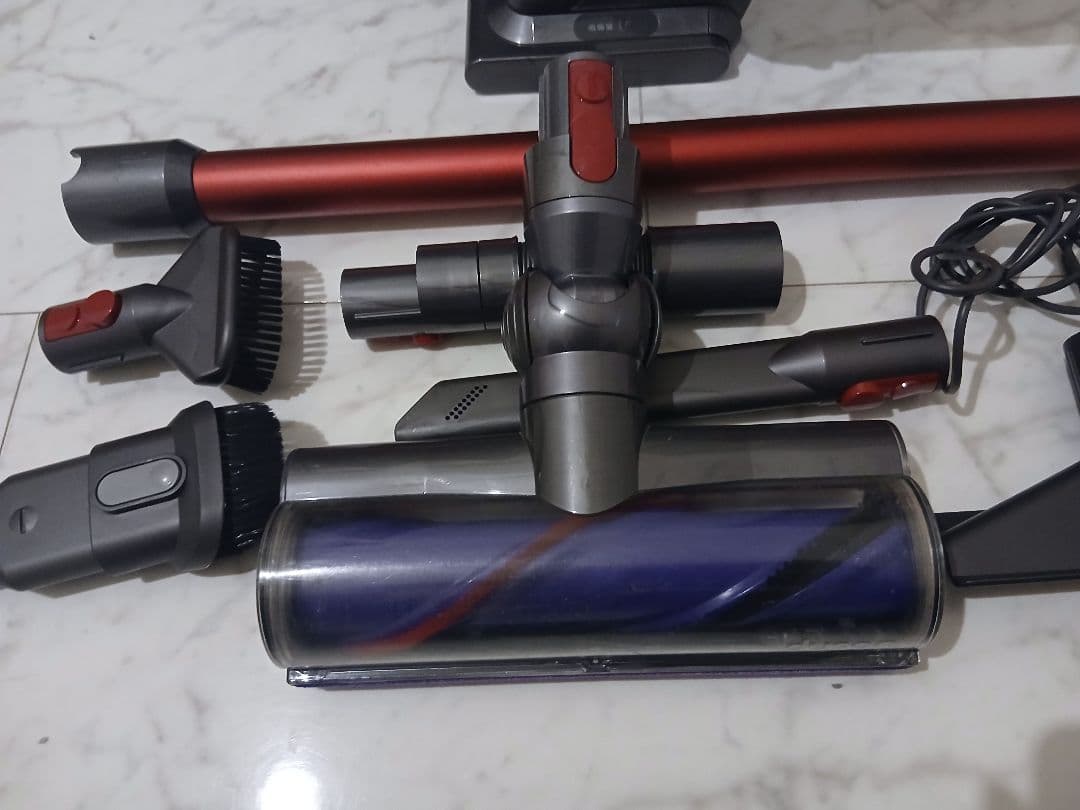 き*7様 Dyson V10 SV12 レッド 動作確認済 付属品多数