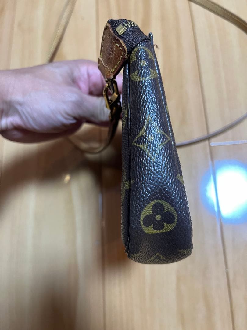 Louis Vuitton ポシェットアクセソワール