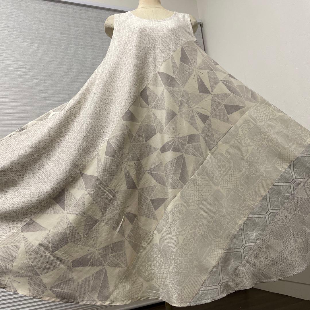 着物ワンピーステントラインマキシ丈《14》白大島紬《7マルキ含む》や紬等L〜