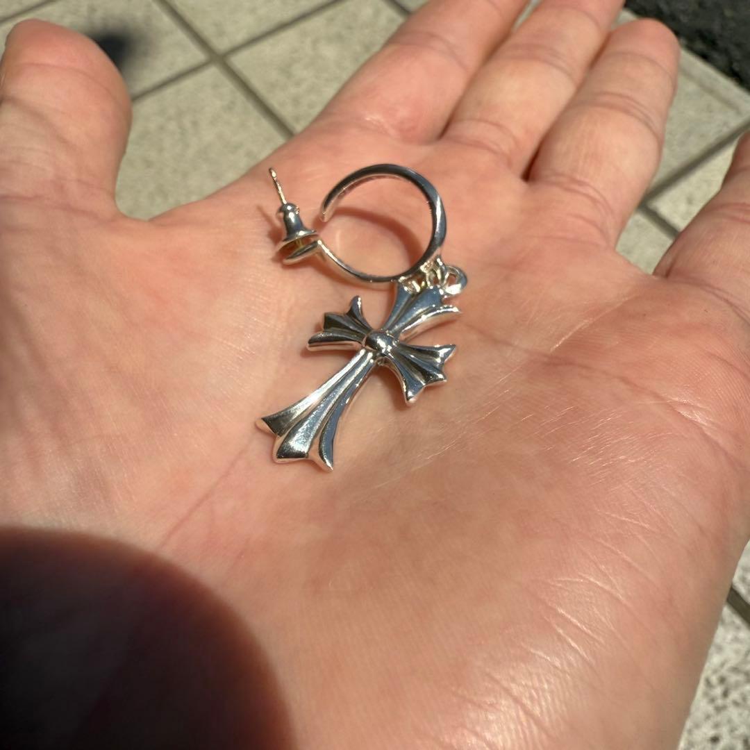 クロムハーツ　片耳用ピアス ポーチ付き