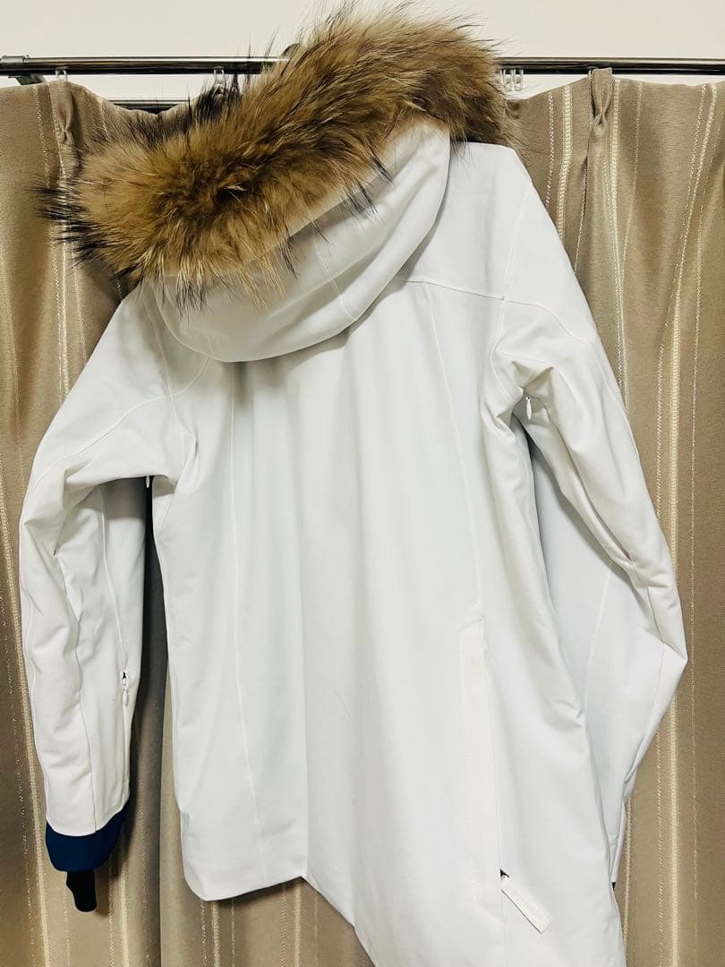 フィーニックスホワスノーボードダウンウェア/スキーダウンウェアー（ファー付き）