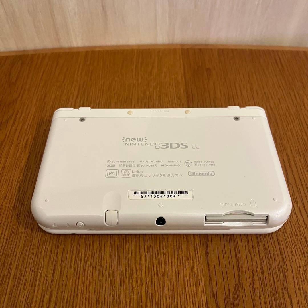 【美品】Newニンテンドー3DS LL パールホワイト カセット付き