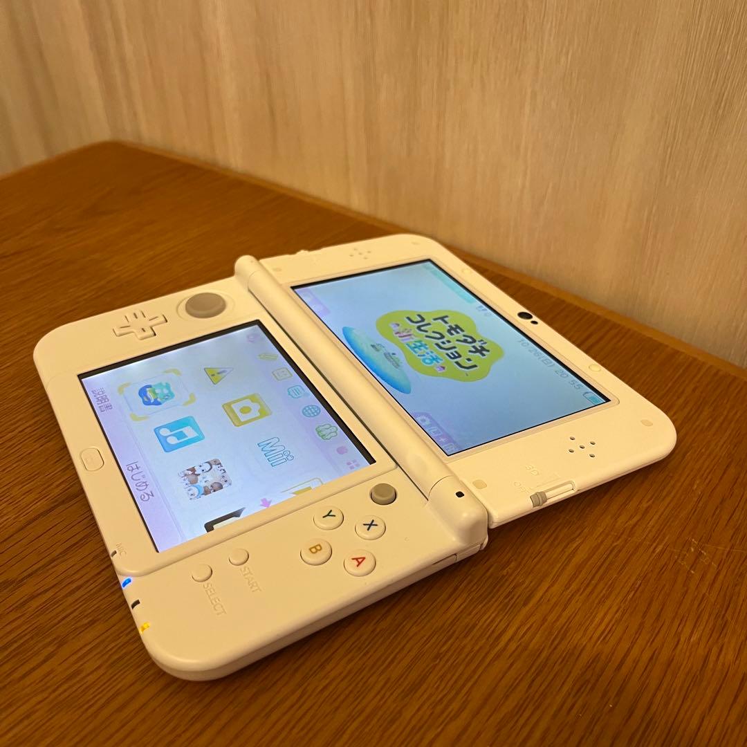【美品】Newニンテンドー3DS LL パールホワイト カセット付き