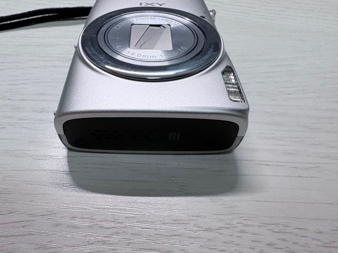 Canon IXY630 シルバー