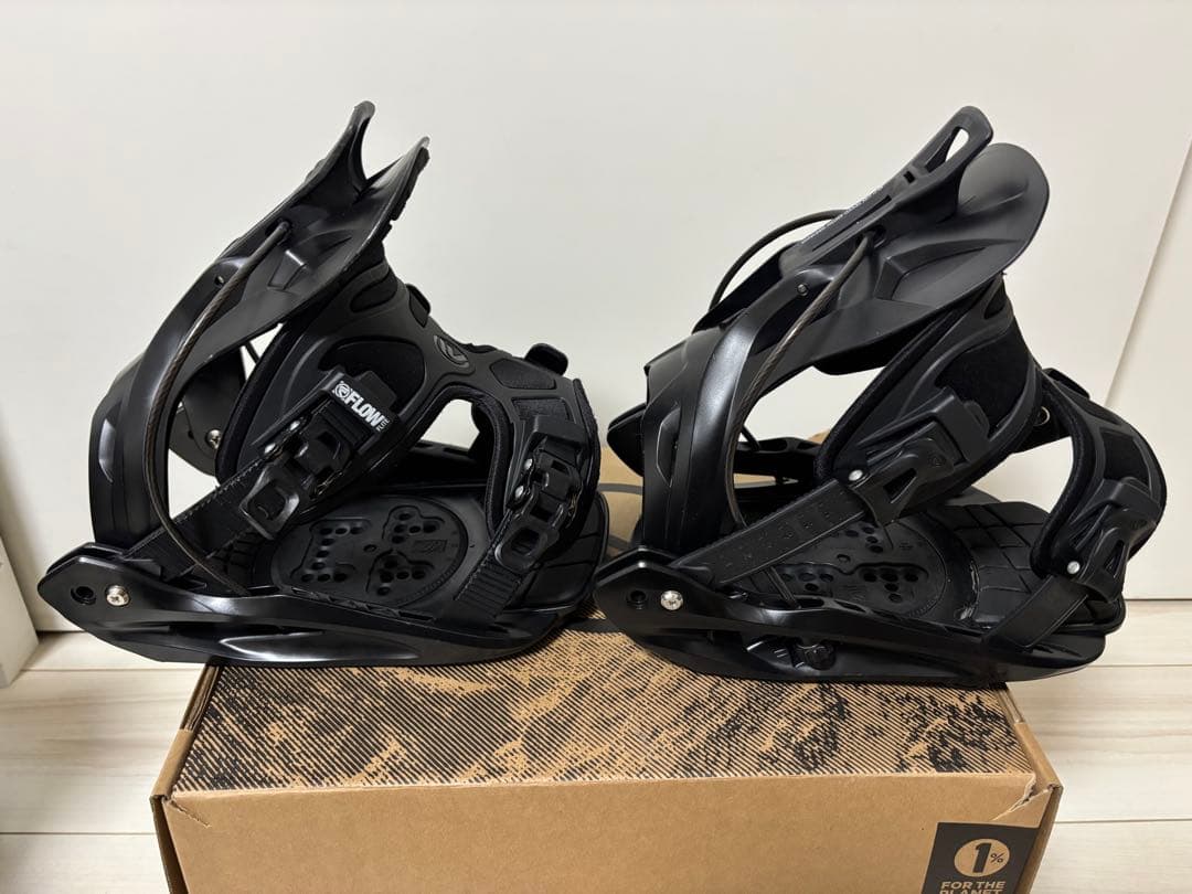 FLOW スノーボードビンディング ブラック　フロー