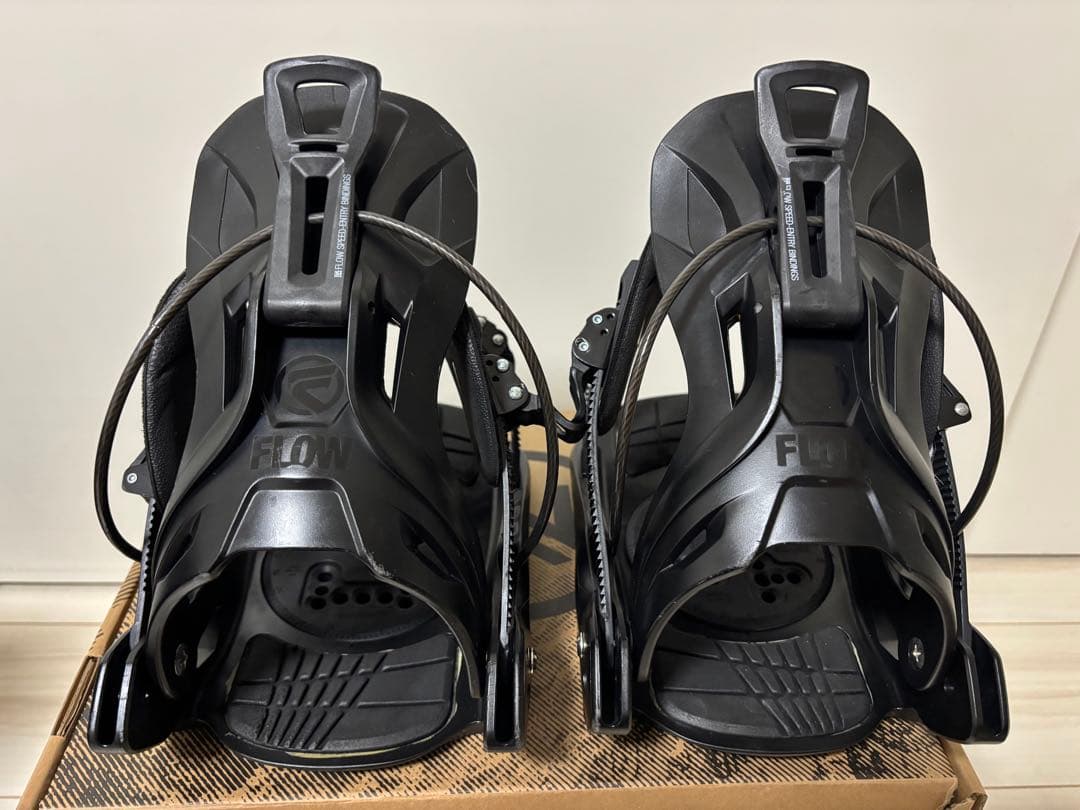 FLOW スノーボードビンディング ブラック　フロー