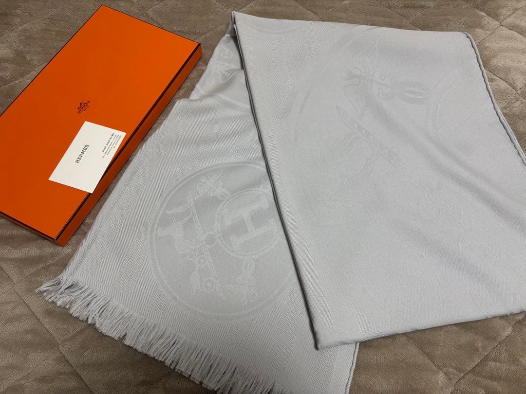 エルメス ストール ニュー・リブリス (ライトグレー)